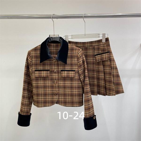 数量限定❤セリーヌ セットアップコピーCELINE秋冬2点セットスカート使いやすい美品