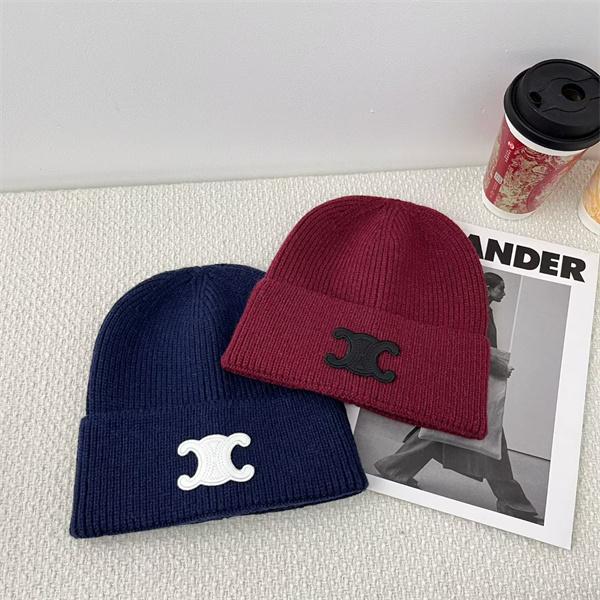 CELINE セリーヌ 偽物 秋冬 マルチカラー 検索人気トップ しっとり暖か ニット帽