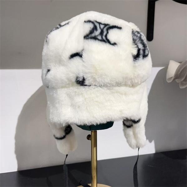 CELINE セリーヌ コピー 秋冬 ホワイト 話題性MAX 防寒イヤーフラップ帽