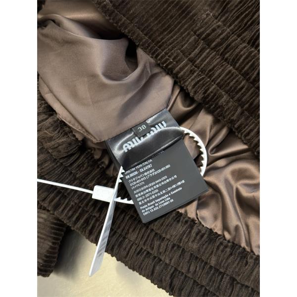 2025年秋冬 大人ブルゾン 注目の新作 MIUMIU ミュウミュウ スーパーコピー ジャケット