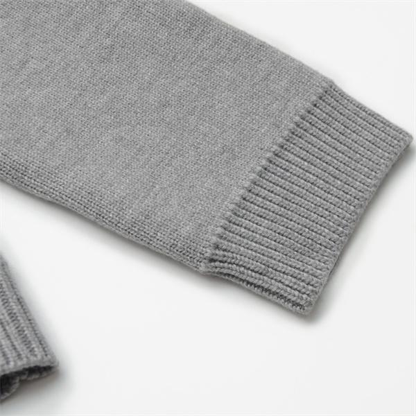 MIUMIU ミュウミュウ コピー 2025年秋冬 シンプルデザイン 大人きれいめ ニットカーディガン