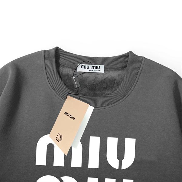 MIUMIU ミュウミュウ コピー 2025年秋冬 ロゴデザイン ゆったりシルエット 裏毛 スウェット