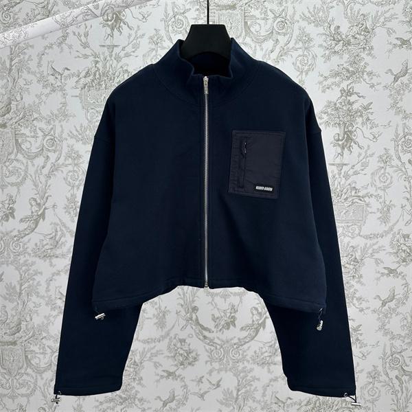 MIUMIU ミュウミュウ コピー 数量限定 モード系 ショート丈 ジャケット 秋冬対応