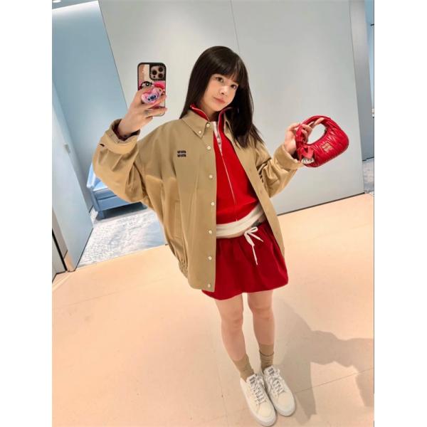 新作 きれいめ シャツジャケット 着回し抜群 MIUMIU ミュウミュウ スーパーコピー
