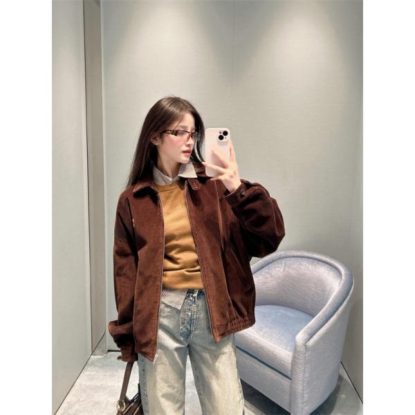 落ち着き感 温もり ブラウン コーデュロイ MIUMIU ミュウミュウ コピー ジャケット 定番