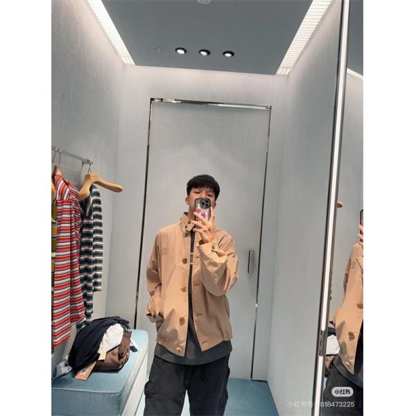 MIUMIU ミュウミュウ コピー シンプル 防風 ベージュ スタンドカラージャケット おすすめ