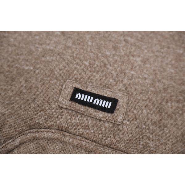 MIUMIU ミュウミュウ 偽物 2025秋冬 ナチュラル 保温性 ベージュ ジャケット おすすめ