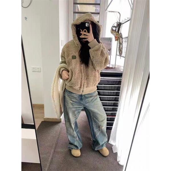 大人カジュアル ふんわりボア ベージュ フード付き MIUMIU ミュウミュウ コピー ジャケット