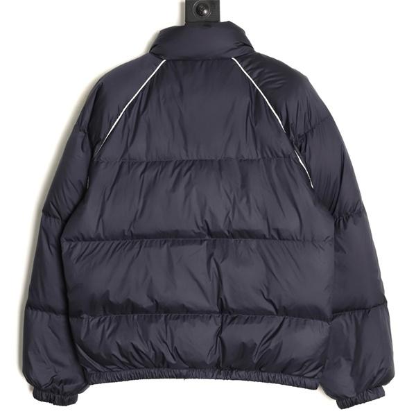 MIUMIU ミュウミュウ コピー 2025秋冬 防寒重視 スポーティー ネイビー ダウンジャケット