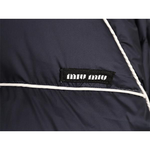 MIUMIU ミュウミュウ コピー 2025秋冬 防寒重視 スポーティー ネイビー ダウンジャケット