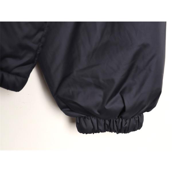 MIUMIU ミュウミュウ コピー 2025秋冬 防寒重視 スポーティー ネイビー ダウンジャケット