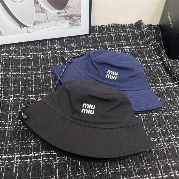 2025秋冬 軽やかコーデ ロゴデザイン MIUMIU ミュウミュウ コピー バケットハット