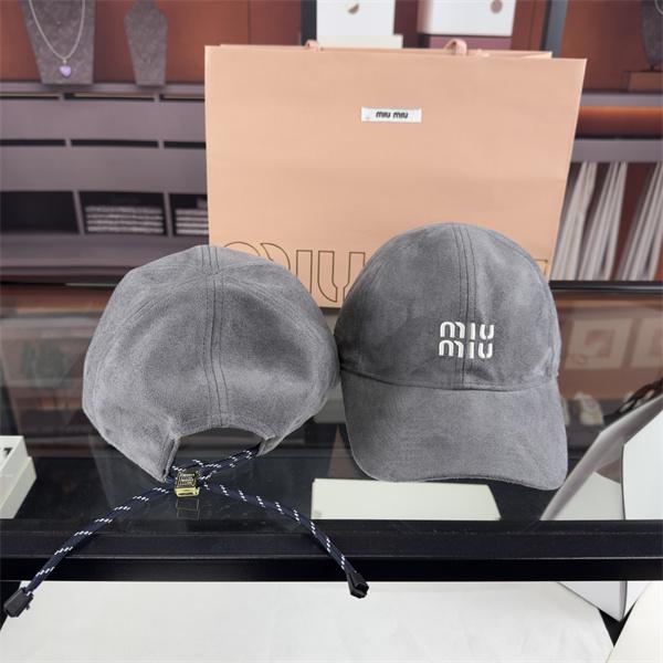 MIUMIU ミュウミュウ スーパーコピー 落ち着きカラー 大人仕様 起毛素材 キャップ 定番