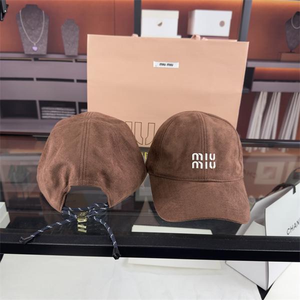MIUMIU ミュウミュウ スーパーコピー 落ち着きカラー 大人仕様 起毛素材 キャップ 定番