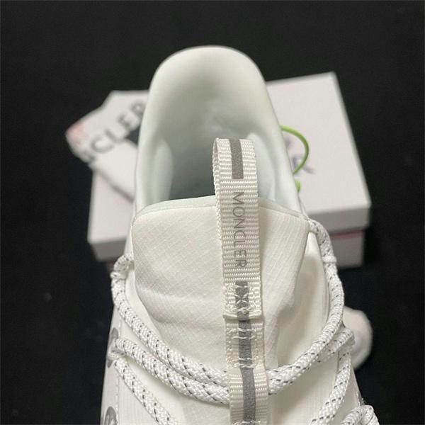 MONCLER メンズ／レディース ロゴ トレイルスニーカー 厚底 グリップソール 軽量 クッション性 アウトドア＆タウンユース対応