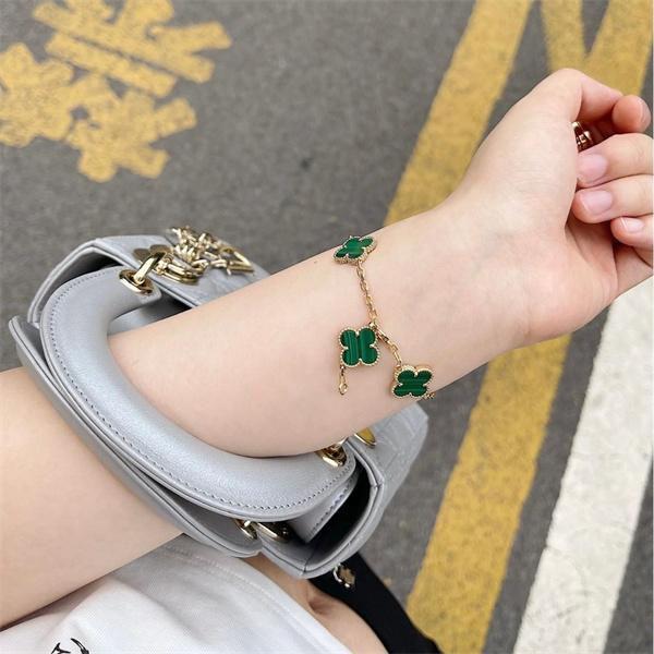 VCA ヴァン ヴァン クリーフ＆アーペル コピー ブレスレット グリーン マラカイト 大人可愛い