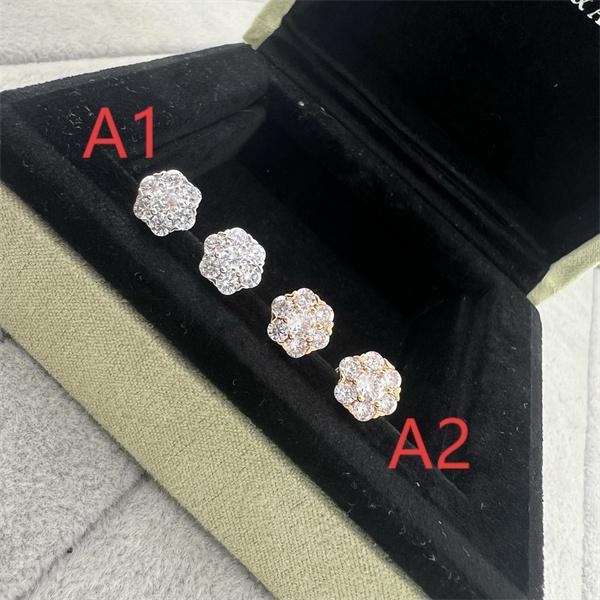 フラワーモチーフ VCA ヴァン ヴァン クリーフ＆アーペル コピー ピアス ダイヤ調 ゴールド フォーマル対応