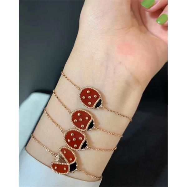  VCA ヴァン ヴァン クリーフ＆アーペル コピー バタフライモチーフ ネックレス ゴールド 大人気 フェミニン 