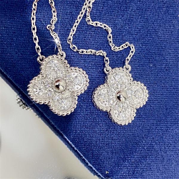 クローバー ネックレス シルバー 繊細 きらめき 在庫僅少 VCA ヴァン ヴァン クリーフ＆アーペル コピー