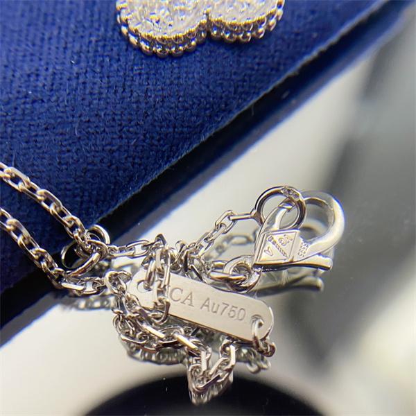 クローバー ネックレス シルバー 繊細 きらめき 在庫僅少 VCA ヴァン ヴァン クリーフ＆アーペル コピー