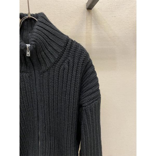 ACNE STUDIO アクネ ストゥディオズ スーパーコピー バックロゴ ニット ブラック 2025秋冬 存在感 希少