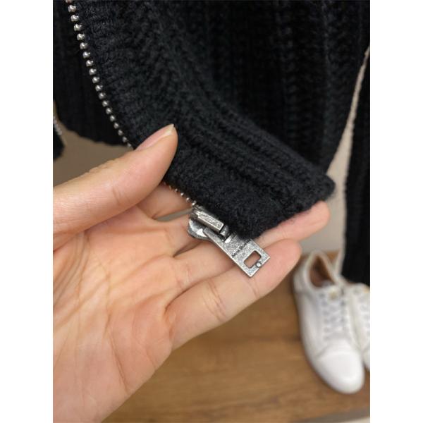 ACNE STUDIO アクネ ストゥディオズ スーパーコピー バックロゴ ニット ブラック 2025秋冬 存在感 希少