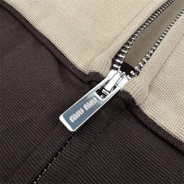 MIUMIU ミュウミュウ コピー 秋冬 防風 ブラウン バイカラー ジップジャケット 品格