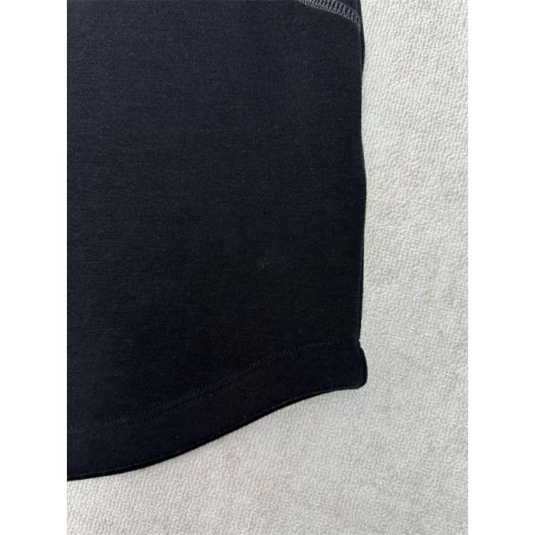 MIUMIU ミュウミュウ コピー 秋冬 しっとり ブラウン フーディー トップス 入手困難