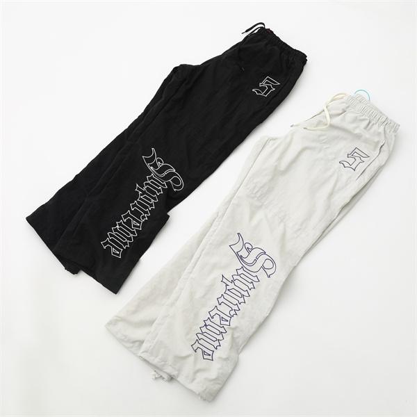 2025秋冬コーデ プレミアム ブラック 定番 SUPREME シュプリーム 偽物 パンツ