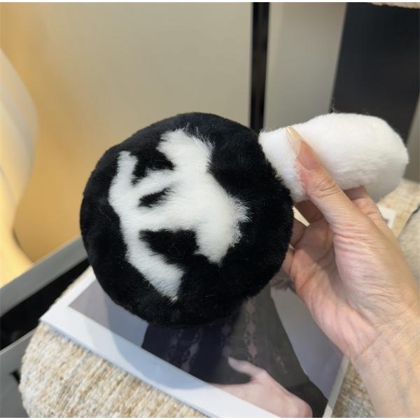 人気上昇中♥ シャネルイヤーマフラーコピー2025-26秋冬ファッション保温性抜群