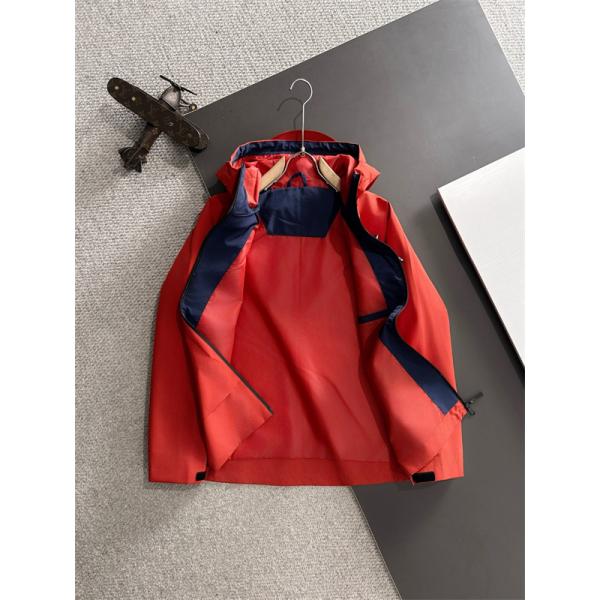 LOUIS VUITTON ルイヴィトン コピー 2025秋冬必須 ジャケット ブラック 防寒 話題