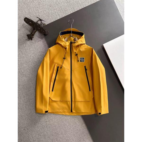 LOUIS VUITTON ルイヴィトン コピー 2025秋冬必須 ジャケット ブラック 防寒 話題