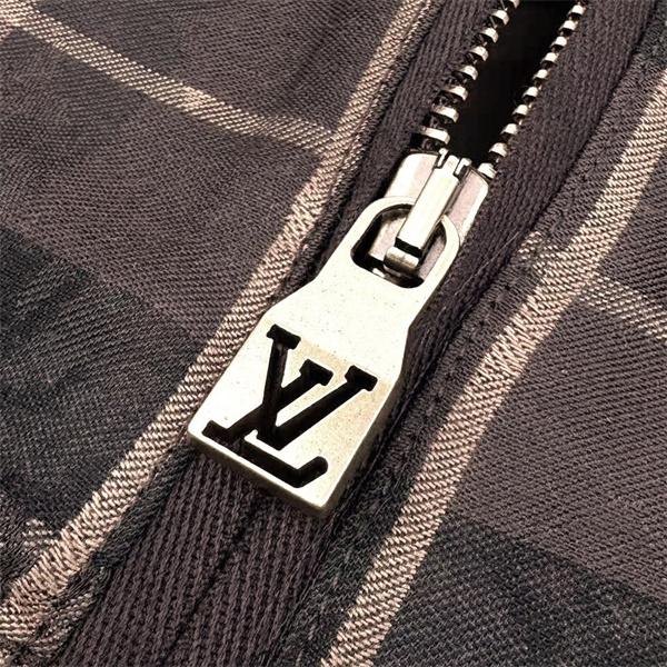 チェック柄 期間限定 ブラウン ジップアップ LOUIS VUITTON ルイヴィトン 偽物 ジャケット