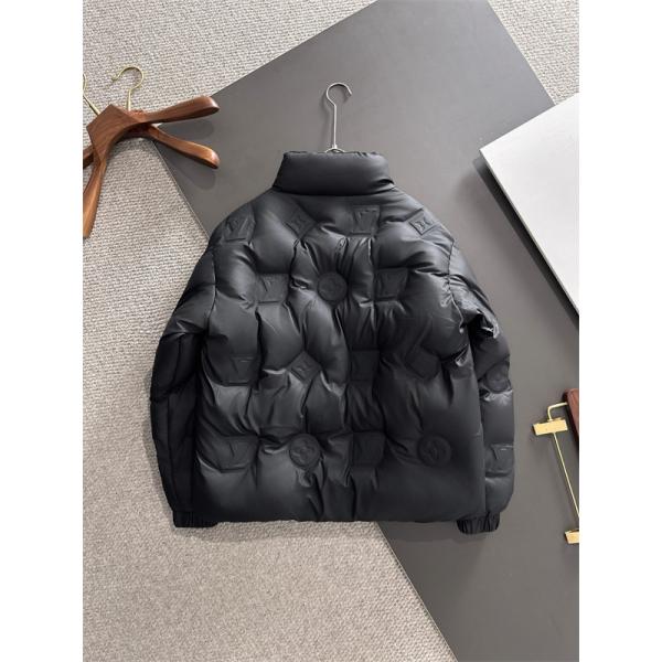  LOUIS VUITTON ルイヴィトン 偽物 ダウンジャケット ブラック ショート丈 メンズ 2025秋冬必須