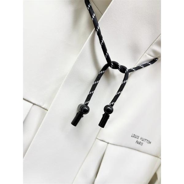 2025秋冬 フード付き LOUIS VUITTON ルイヴィトン コピー ダウンジャケット ブラック 中綿