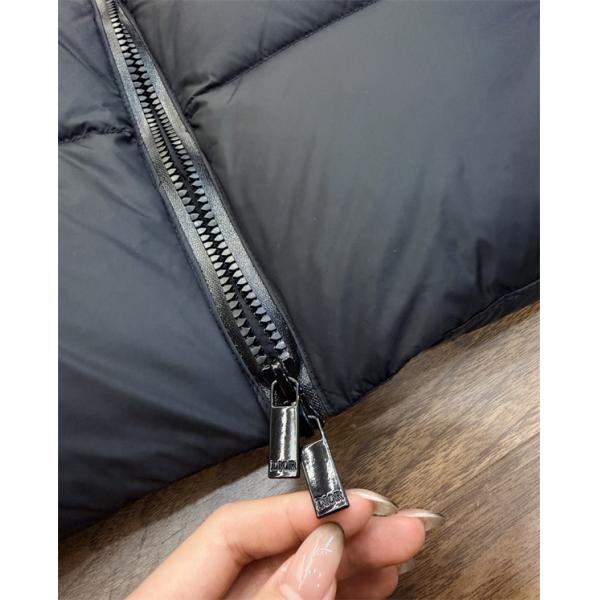 注目度抜群！ダウンジャケット ベージュ フード付き 防寒 DIOR ディオール コピー