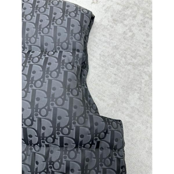 安定 人気 DIOR ディオール コピー ダウンベスト 総柄 ブラック メンズ 2025秋冬