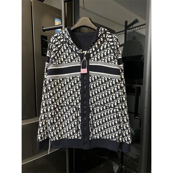 今季注目 DIOR ディオール コピー ジップパーカー 総柄 ブラック 2025秋冬 存在感