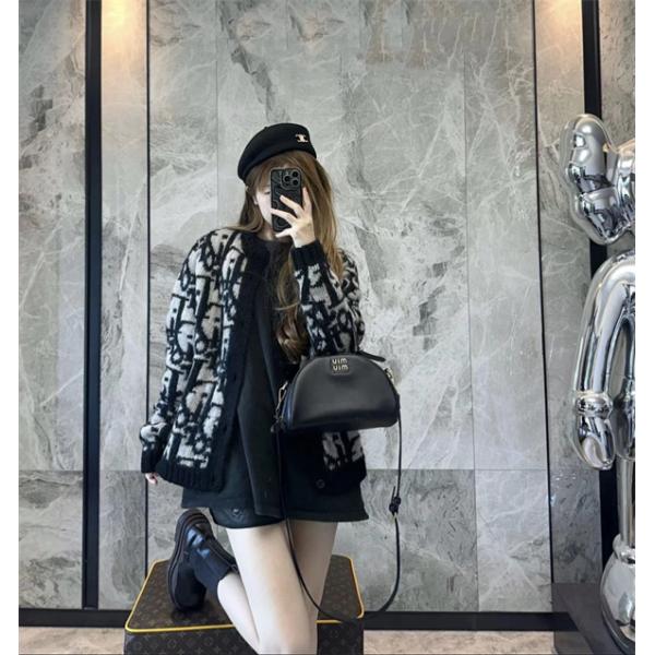DIOR ディオール コピー トレンド最前線 ニット カーディガン ブラック 注目デザイン