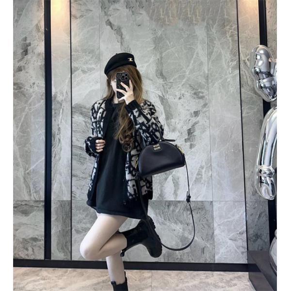 DIOR ディオール コピー トレンド最前線 ニット カーディガン ブラック 注目デザイン