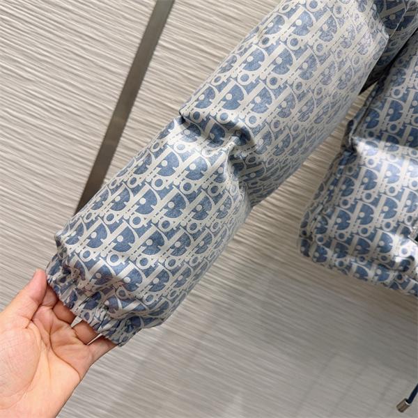 保温性抜群 DIOR ディオール コピー ダウンジャケット 総柄 グレー 2025秋冬必須