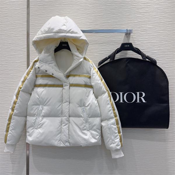 即完売級 DIOR ディオール コピー ダウンジャケット ホワイト レディース 防寒力抜群