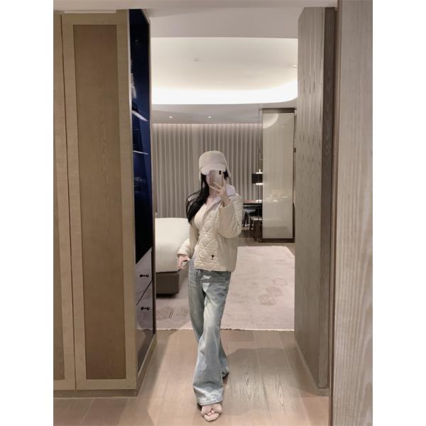 DIOR ディオール コピー 注目度急上昇 ジャケット ホワイト 着心地抜群ス 肌触り良好