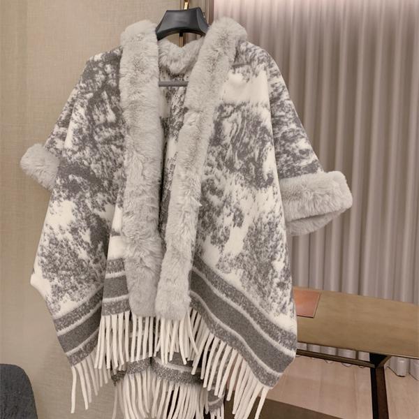 DIOR ディオール コピー 2025秋冬 季節感 ポンチョコート グレー レディース 温か素材