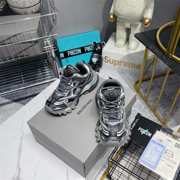 BALENCIAGA 激安 Track.2 スニーカー メンズ 4代 ブラック×グレー 配色 ローカット 厚底 ボリュームソール ダッドシューズ