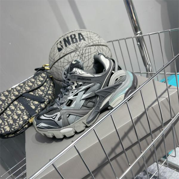 BALENCIAGA 激安 Track.2 スニーカー メンズ 4代 ブラック×グレー 配色 ローカット 厚底 ボリュームソール ダッドシューズ