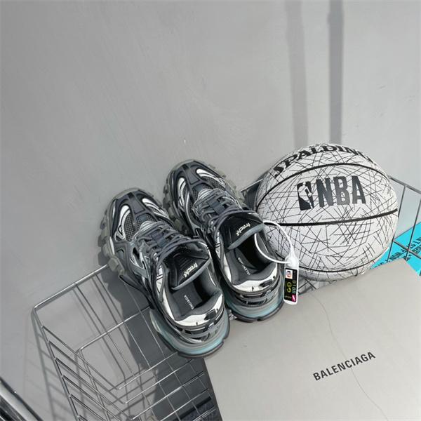 BALENCIAGA 激安 Track.2 スニーカー メンズ 4代 ブラック×グレー 配色 ローカット 厚底 ボリュームソール ダッドシューズ