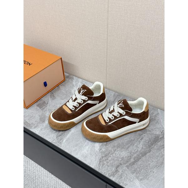 新作到着❤Louis vuittonルイヴィトンスニーカーコピー男女OKオシャレカジュアルスタイル可愛い