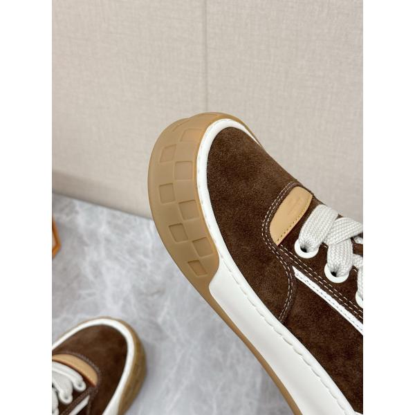 新作到着❤Louis vuittonルイヴィトンスニーカーコピー男女OKオシャレカジュアルスタイル可愛い