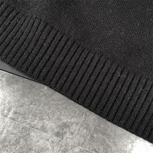 ホワイト 存在感 ゆったり トレンド 注目 ポロ AMI PARIS アミ パリス コピー ニット